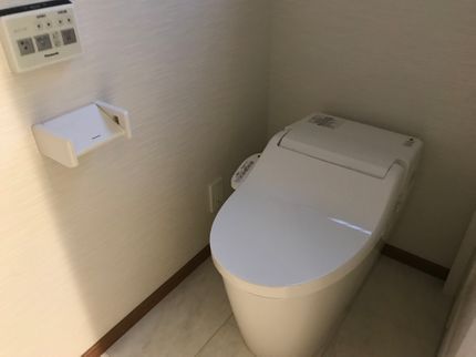 CLYサービスの入居前・退去後の空室の全体ハウスクリーニング(WAX付き)丁寧作業でピカピカに!の写真