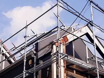 ヒット株式会社【営業所:大阪・滋賀・西宮】のバルコニー・ベランダの屋根工事!商品選びからお手伝いします!クレカ払いOK!の写真