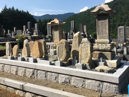 石真堂の墓石クリーニング【営業時間外のお問い合わせも対応可◎】の写真
