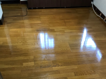 お掃除屋さんのKTのお客様から信頼いただけるよう、一つ一つの現場を迅速丁寧に対応します!の写真