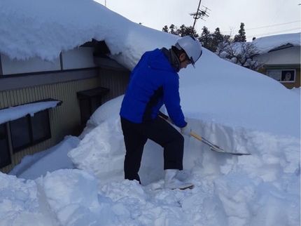 Life handsのちょっとした除雪から屋根の雪降ろし、排雪まで当社におまかせください!の写真