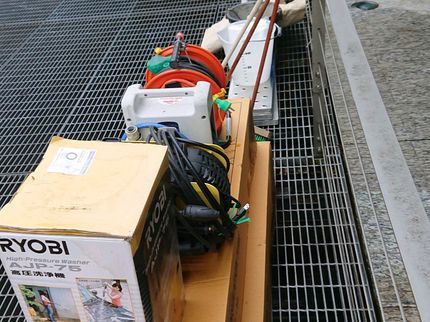 東翔トータルサービスの側溝・雨樋・ベランダ排水清掃 排水関係は東翔への写真