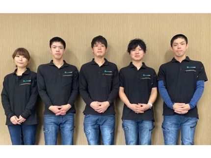 エスエヌ代行の日曜日対応OK!!元気な従業員が〈丁寧第一〉に高圧洗浄を行います!!の写真