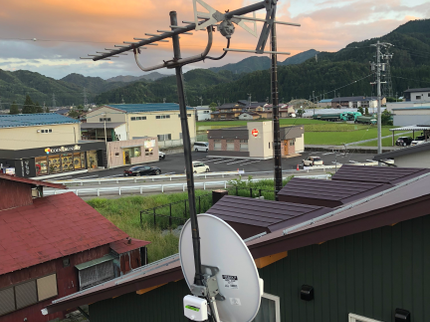 Jハウスサービスの地デジ.BS/CS/4K8Kアンテナの取り付けとチューニング設定の写真