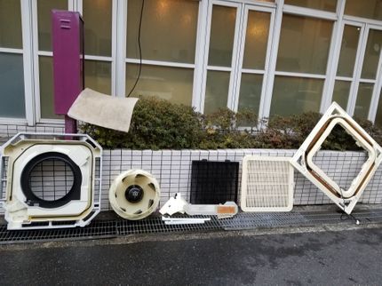 A☆J~エアジョ~の《年中無休》他社では分解しない部分まで分解し徹底洗浄します!の写真