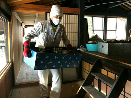 グリーン美掃の大切な遺品を一つ一つ丁寧に!の写真