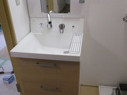 みやぎリフォームモールの【経験豊富な職人が揃ってます】すべて自社対応!損害保険加入済み◆駐車場代当店負担の写真