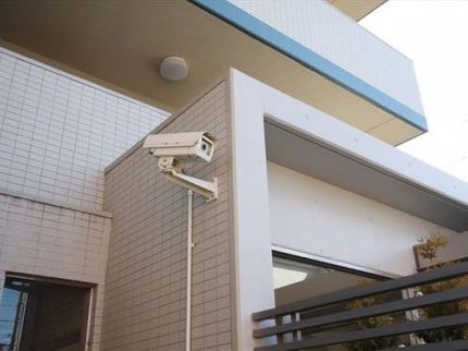ヒーモリサービスの防犯カメラ設置10000円〜20000円、配線が一切見えないように仕上がりますの写真