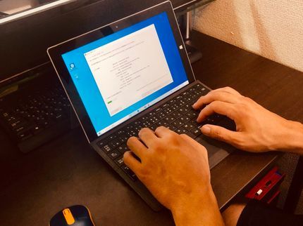 CSのパソコン、タブレット、スマートフォンをご自宅のインターネットに接続設定します!の写真