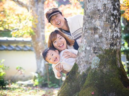 出張フォトグラファー酒井大輔&草刈り親子のファミリーフォト【ご家族のカタチを私に撮らせて下さい】の写真