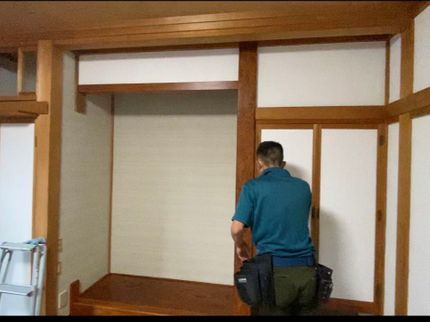 ブレイズライフクリエイターの土壁→クロスお好きな壁紙に変えて見ませんか?^ - ^平米1000円〜の写真