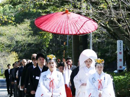 J’Photoのブライダル撮影経験600組以上、ガーランド等各種小物無料持参致します、の写真