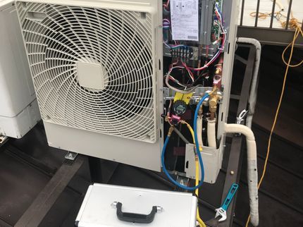 RoyalPlanning株式会社のエアコン110番!ガス漏れ、水漏れ直ぐに修理いたします!の写真