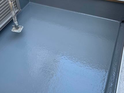 薮下塗装の屋上、ベランダの防水工事、職人が丁寧に施工いたします!!の写真