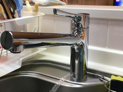 スマイル水道設備のキッチンの蛇口交換☆給水装置工事主任技術者がお伺いします☆の写真