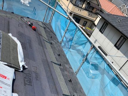 株式会社LiLiFEの屋根の葺替え、カバー工法、葺直し プロにお任せ下さい! 小さな事から承ります!の写真