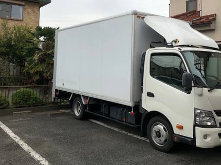 GREED MOVINGの車輌サイズ(1.5t車、2tw車)選べます!単身からファミリーまでお任せ下さい!の写真