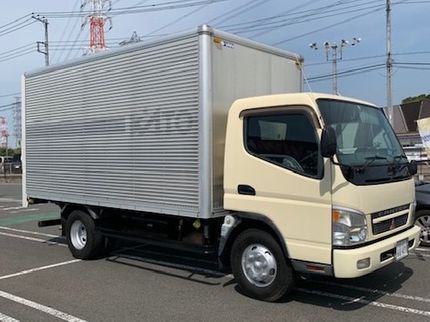 Y-PLAZAの東京・埼玉発【安心の定額料金】2名作業!〈迅速・安全・丁寧〉2トン車ゲート付き!の写真
