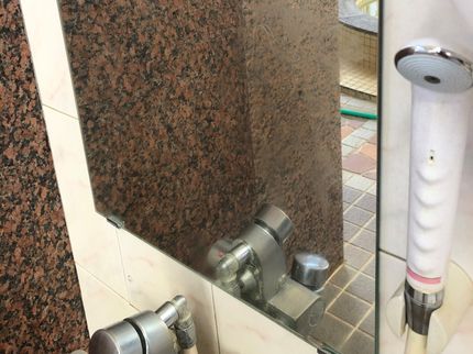掃除屋 やじえもんのお風呂の鏡ウロコ落とし専門の写真