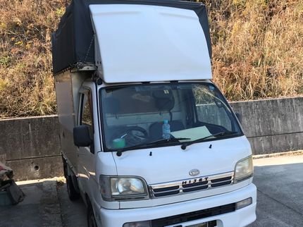 ハートコネクト合同会社のご好評につきトラック増車しました。長距離OK 不用品回収も同時にできます。の写真
