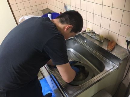 子分くん流サービスの<駐車料金無料><24時間営業中>水回りの5点セットクリーニングの写真