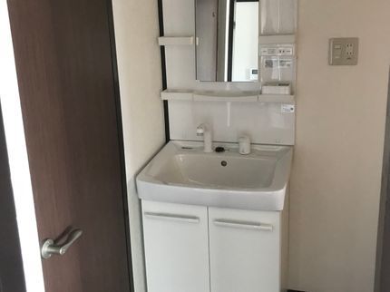 石内工務店の【実績100件以上】安心の損害保険加入済み!有料駐車場代はいただきませんの写真