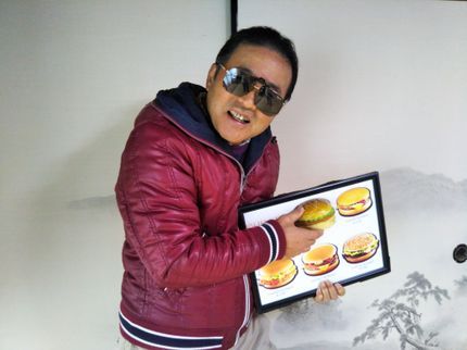 ミスターモリックのマジックショーのハンドパワーを使ったマジックショー すごく不思議で、面白くて,アンビリーバブルの写真