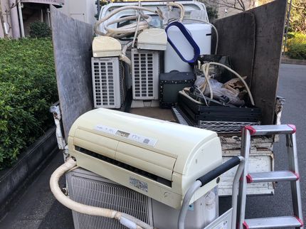 キズナのまずは不用品の内容を送信してからご予約お願い致します!迅速にお見積させて頂きますの写真