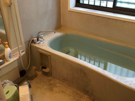 Helper やぶきの風呂釜の配管掃除 安心安全な洗剤過炭酸ナトリウム(酸素系漂白剤)使用の写真