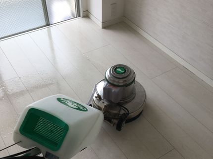 クリーンライフパートナーの一般家庭、店舗、事務所などの床をキレイにします!ぜひお試しをの写真
