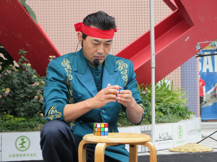 ほのぼのマジックMr.MANEの満足度120%のショータイムを約束致します♫会場に笑顔の花を咲かせます!の写真