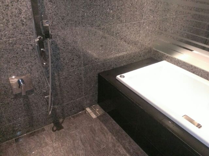 おそうじふっく渋谷店の【作業外注一切なし★】綺麗なスリッパ持参します!万一の際も安心の損害保険加入済◎の写真