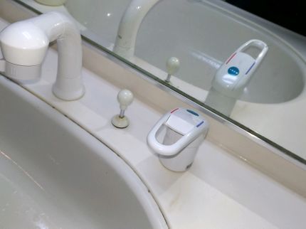 ラスカルのネット等で購入した水栓器具取り替え致します。商品手配も可能です。の写真