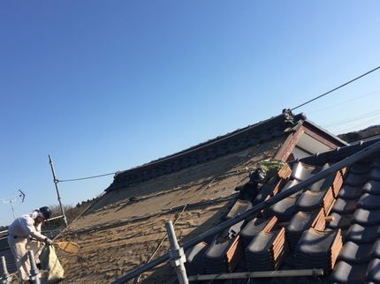 有限会社 創作工房の【経験年数15年】◇屋根(瓦・コロニアル・ガルバニュウム合板)修繕・葺き替え等の写真