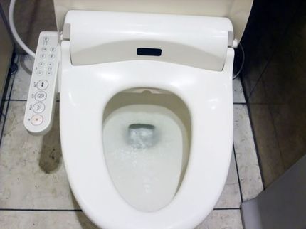NTハウジングの温水便座設置の写真