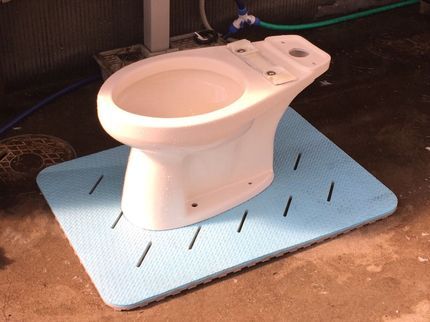Y'Style (ワイ・スタイル)-便利屋-の【丁寧さ◎】当社では便器の脱着をして分解クリーニングをしています。の写真