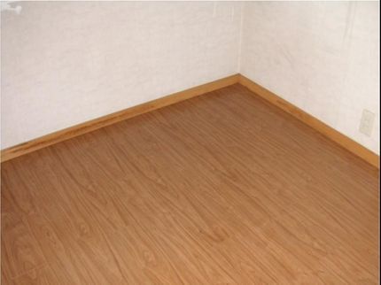 オーシャンネイチャーアイランドグループの床暖、日焼け、傷、汚れたフローリング大丈夫です。上貼り修繕お任せください。の写真