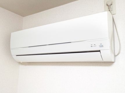 ロハスるのエアコンの取付 壁掛けの写真