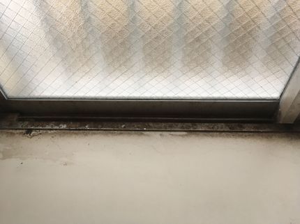 with uの専用洗剤できれいな窓に仕上げます♪の写真