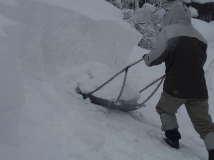 K-style西谷営業所の雪おろし、雪かきを致します。尚一戸建てなどは無料お見積もりしてからとなります。の写真