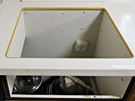 萬工事本舗桐生支店 マルチトラストのビルトインIHの交換は禁煙者が工事に伺います。の写真
