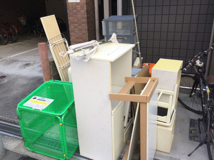引越ベンリーダの引越のプロが迅速に不用品回収致します。冷蔵庫、洗濯機、液晶TV 可動品は追加なしの写真