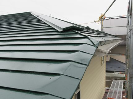 みやぎリフォームモールの【経験豊富な職人が揃ってます】すべて自社対応!損害保険加入済み◆駐車場代当店負担の写真