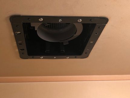 M serviceの換気扇取替えの写真