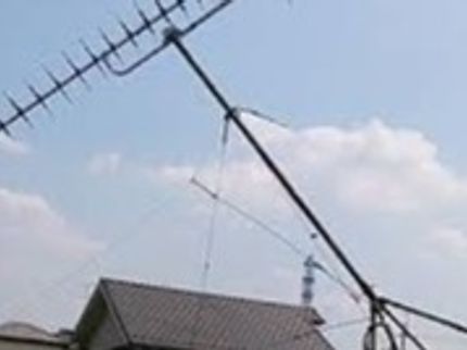 堂山工務店の屋上アンテナの撤去作業の写真