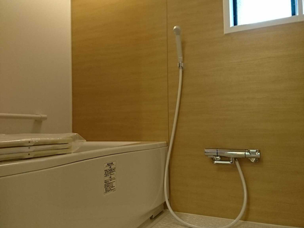 お掃除GOの掃除検定保有者がお伺いします。お風呂場は数種類の洗剤を使いお風呂を洗浄!の写真