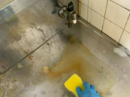 シビー株式会社の【ウイルス、除菌対策】キッチンクリーニング シンクスチーム殺菌サービス付きの写真