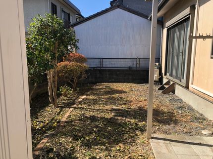 草刈り屋 フォールリバーの☆実績多数の剪定屋 フォールリバー ☆お庭〜マンションまで!◆土日祝対応◆の写真