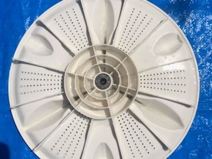 ミライクルワークスの【洗濯機を丸洗い!】ニオイの原因カビや細菌類を一掃しましょう!(^-^)/の写真