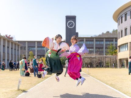 Creative Studio FUNの【ムービー付】女性メイクスタッフが木・日曜は同行。1時間半で18,000円の写真